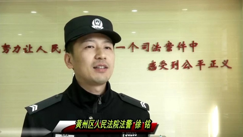 徐铭_副本.jpg