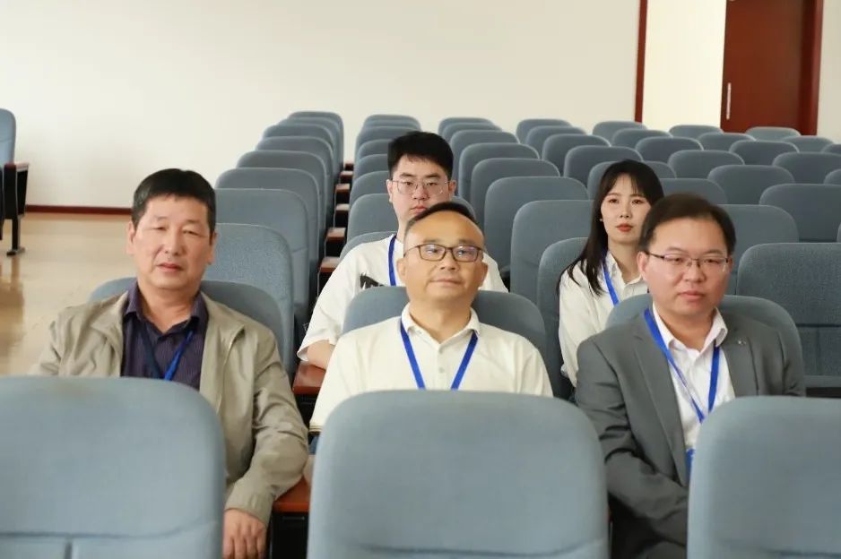 旁听.JPG